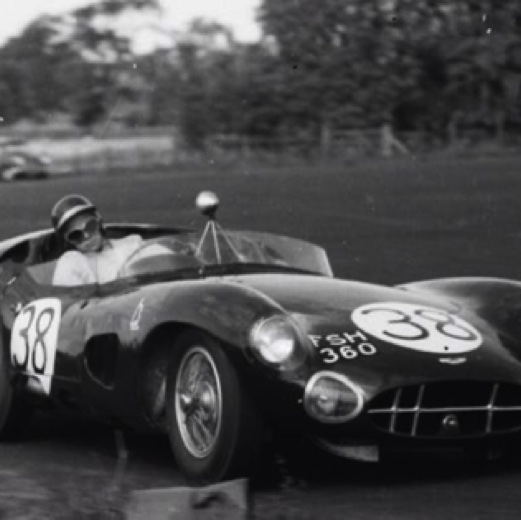 l'Aston DBR1 des Border Reivers à 
Chaterhall 1961
© Graham Gault